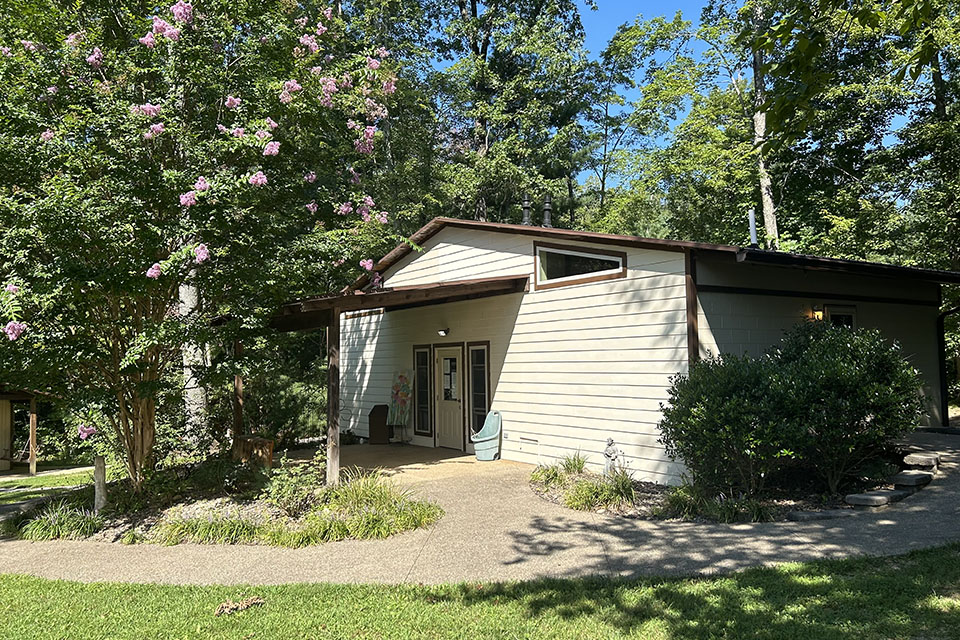 Sheltowee Camp's Bath House